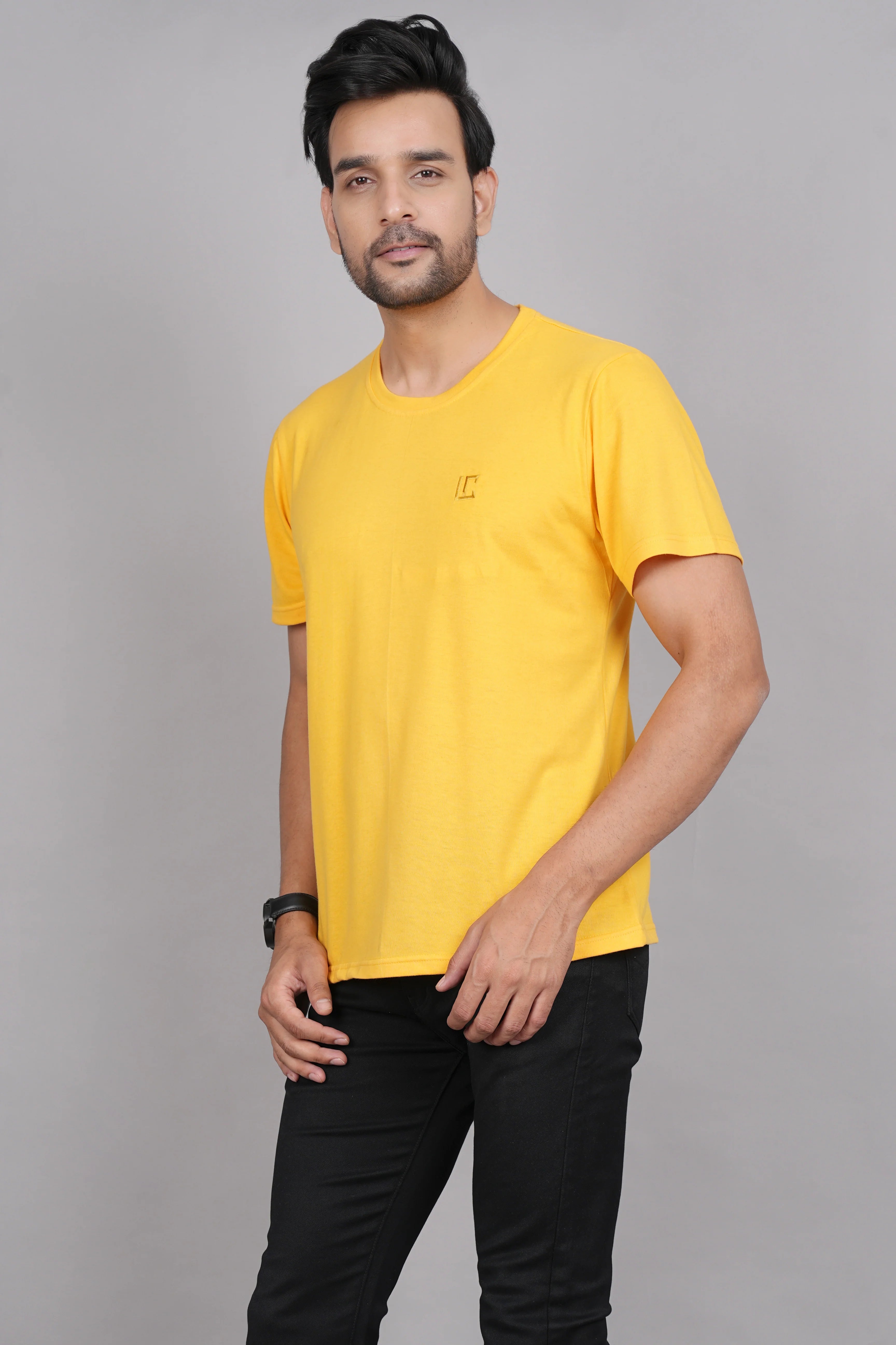 Men's Classic Solid Yellow Round Neck T-shirt