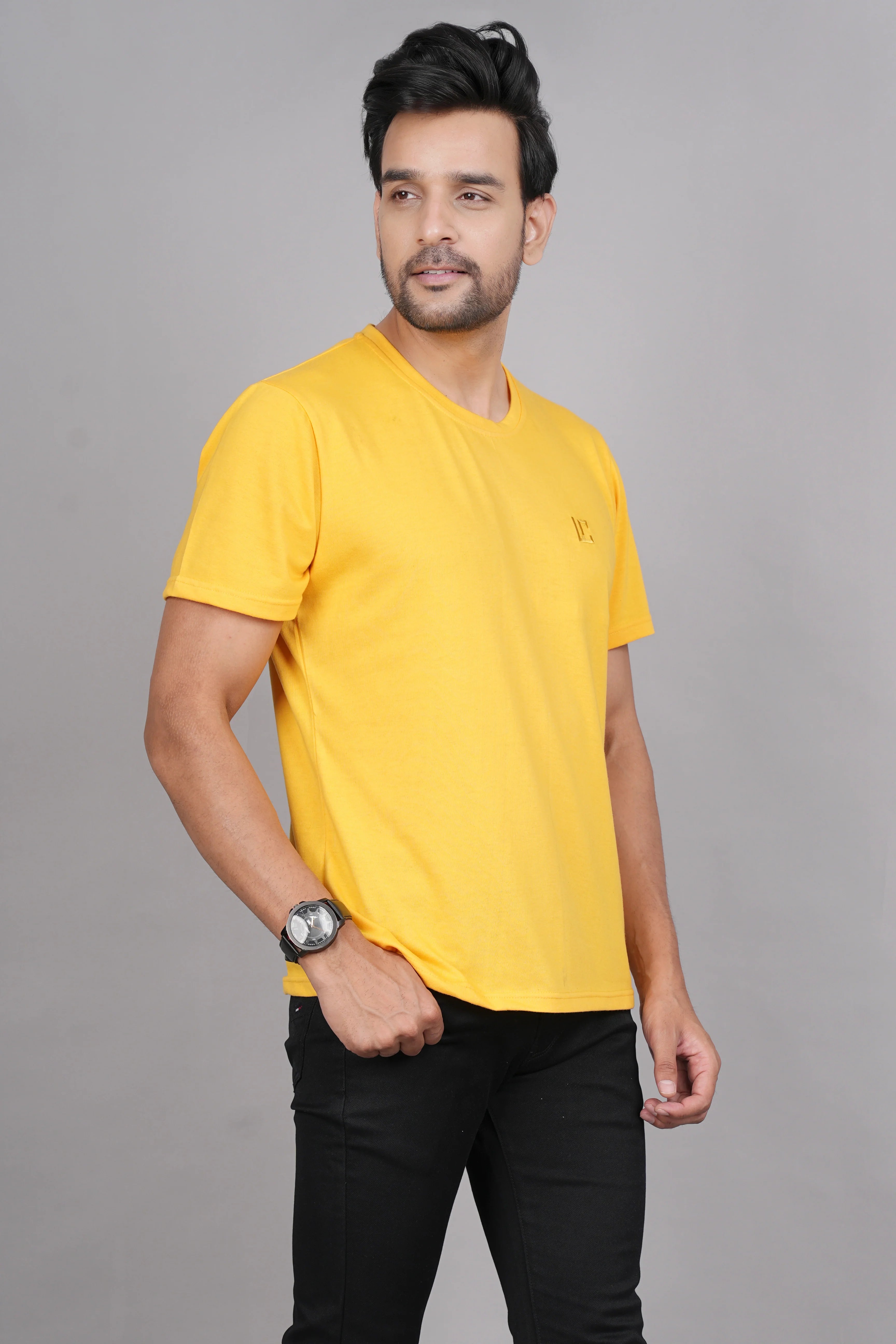 Men's Classic Solid Yellow Round Neck T-shirt