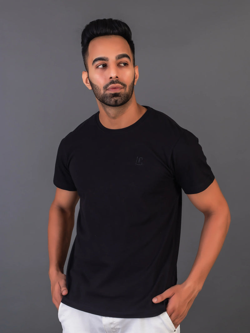 Men's Classic Solid Black Round Neck T-shirt