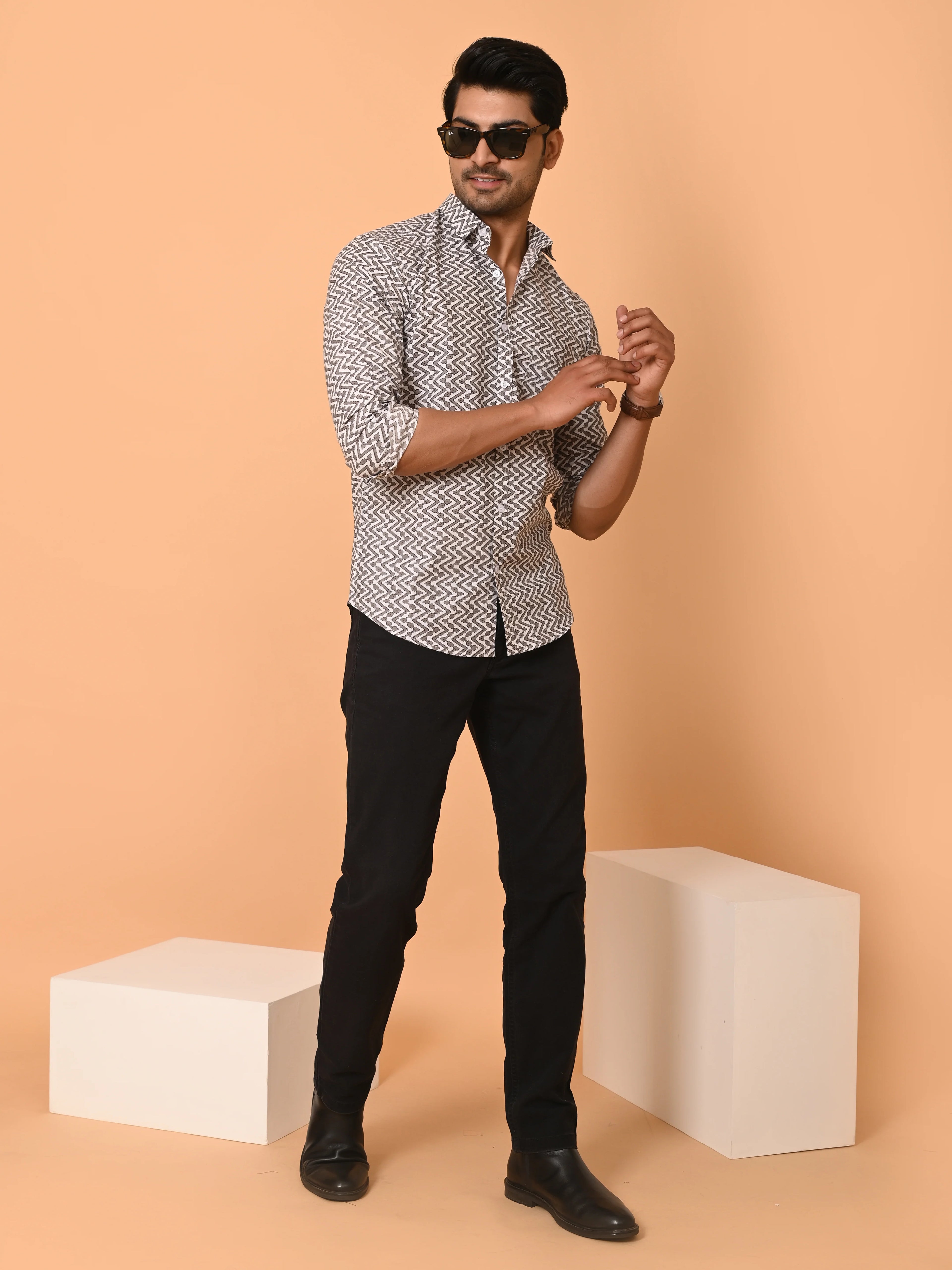 Men's Full Sleeves ZigZag Weave Printed Cotton Shirt