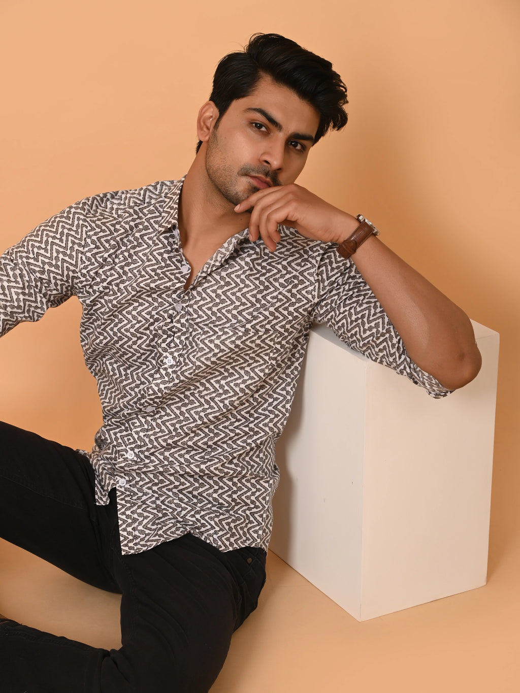 Men's Full Sleeves ZigZag Weave Printed Cotton Shirt