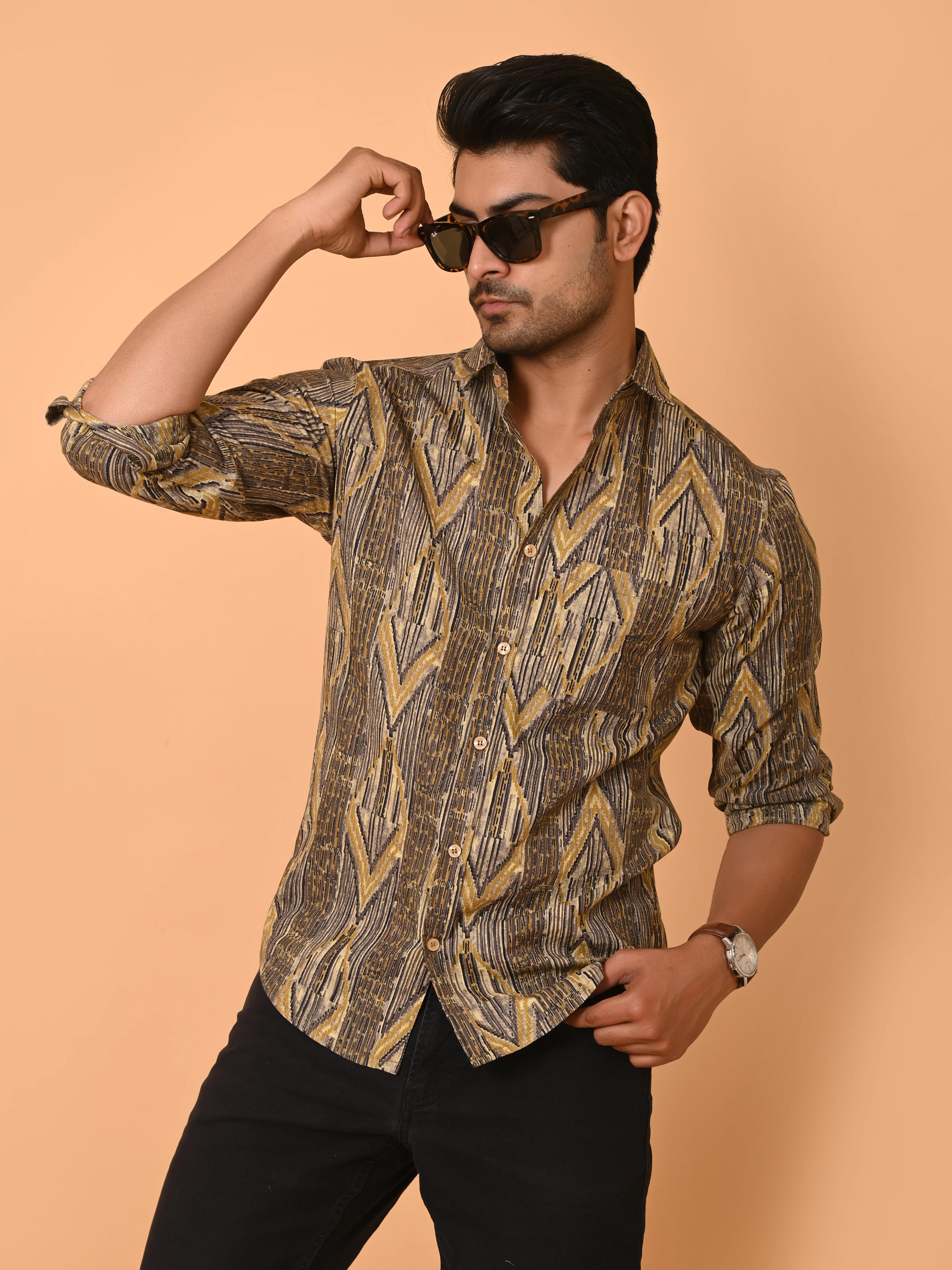 Men's Full Sleeves Ethnic Geometric Printed Cotton Shirt