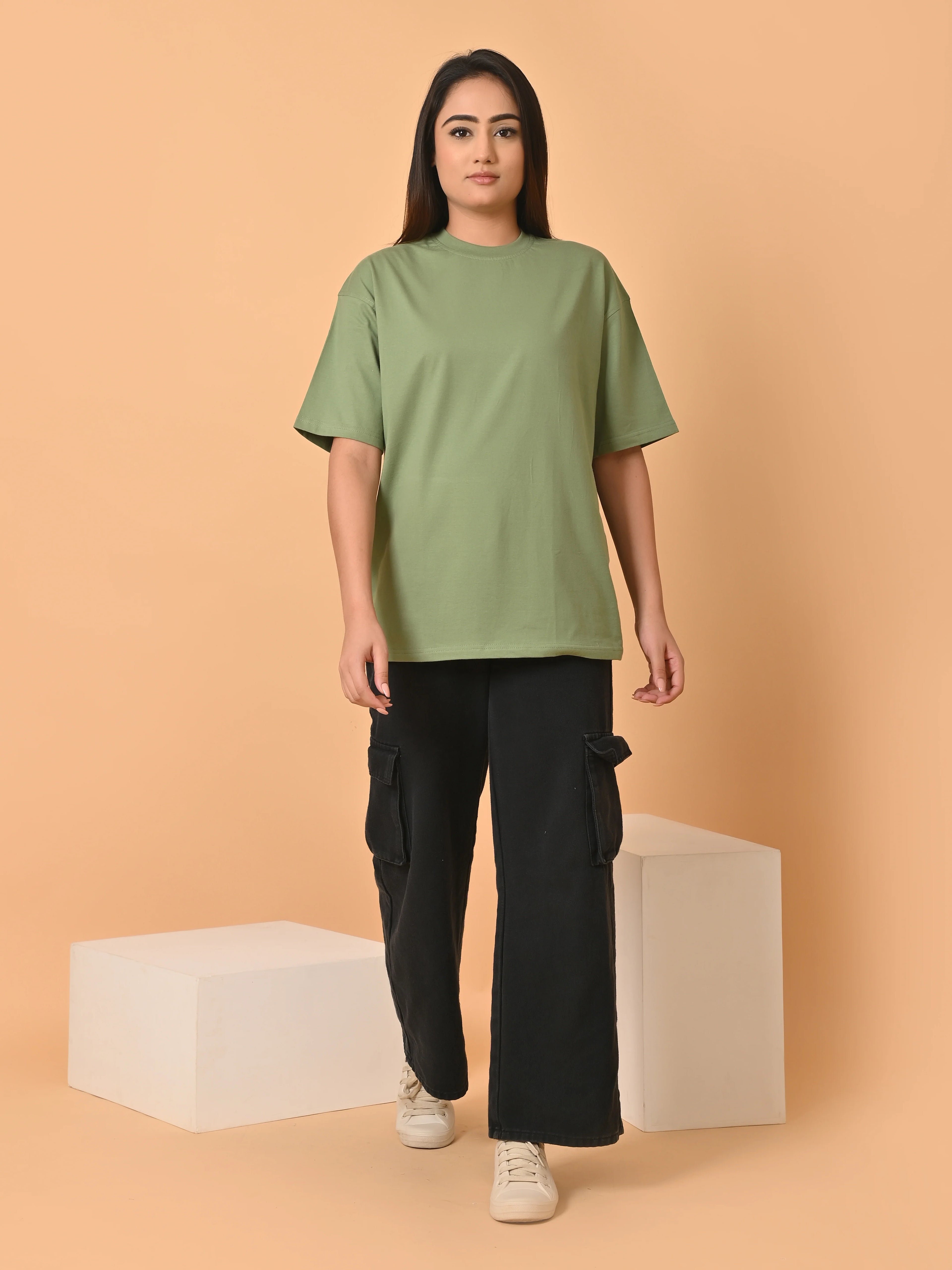 Women's Solid Warm Green Oversized Round Neck Cotton Lycra T-shirt