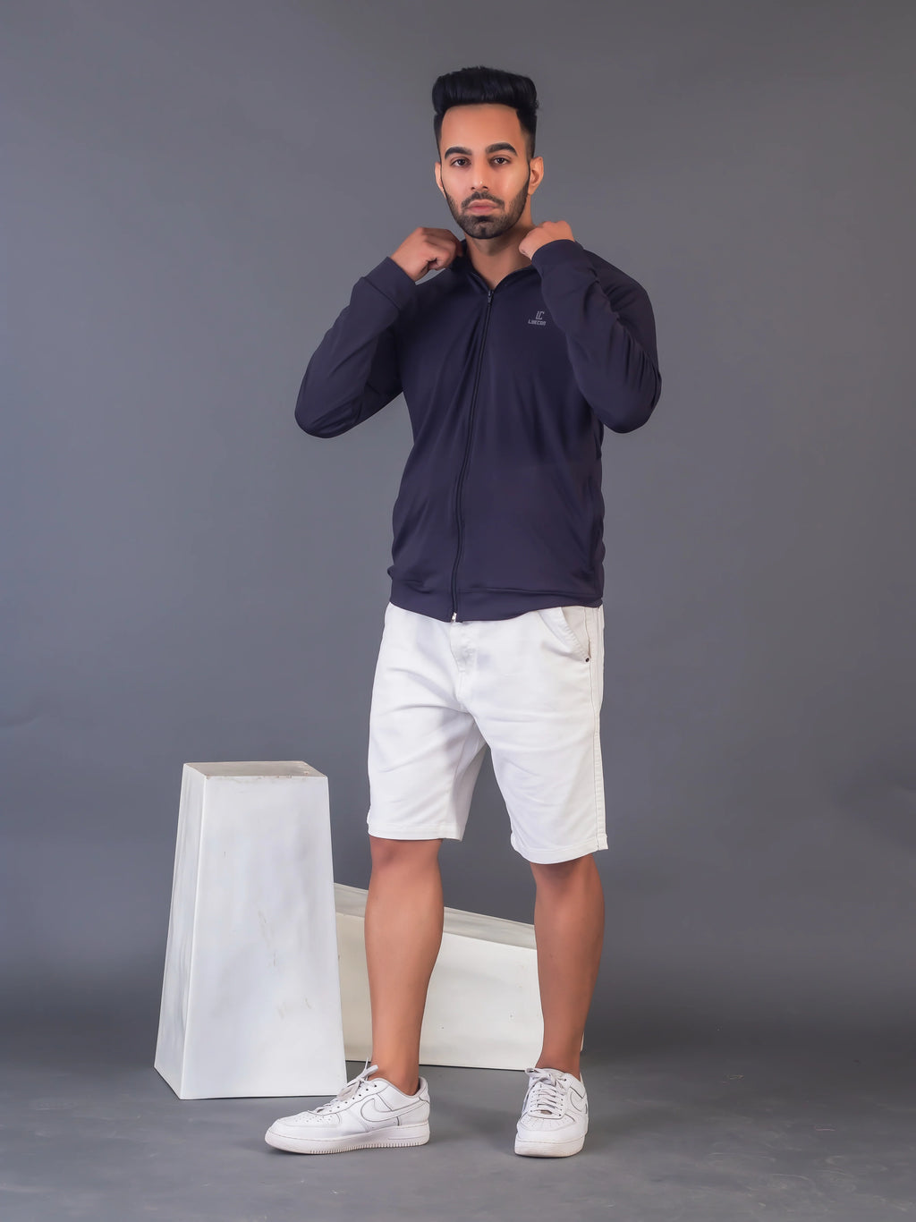 Men's Dark Grey 4-Way Lycra Zipper Jacket