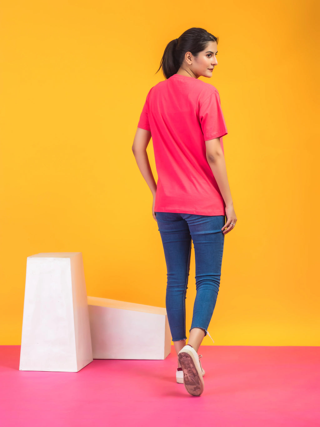 Women's Solid Fuschia Pink Round Neck T-shirt