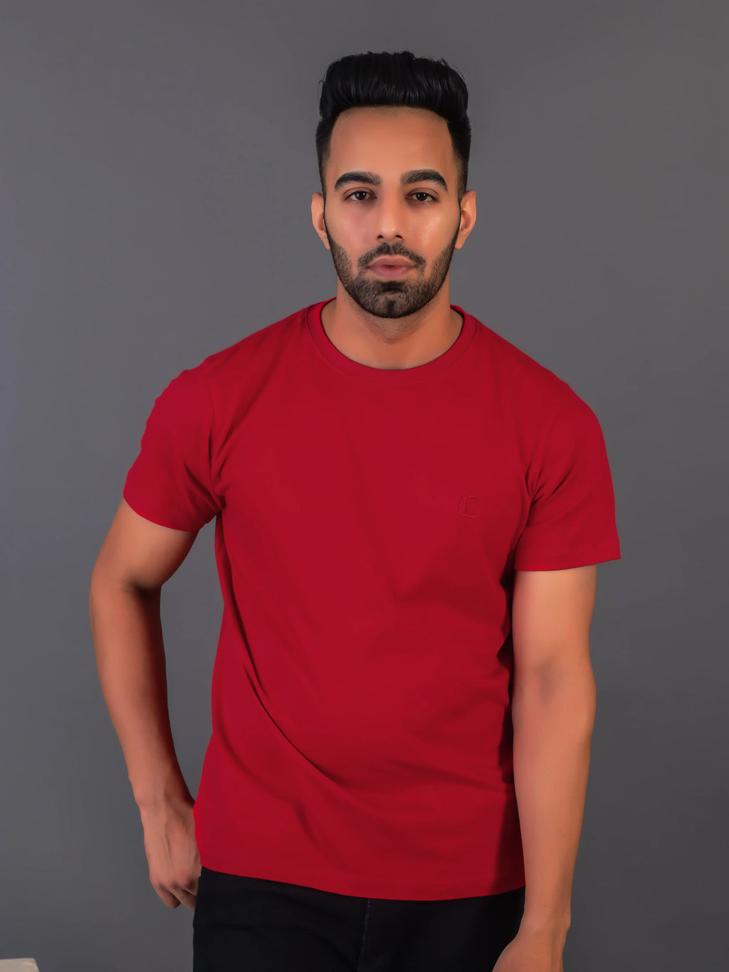 Men's Classic Solid Maroon Round Neck T-shirt