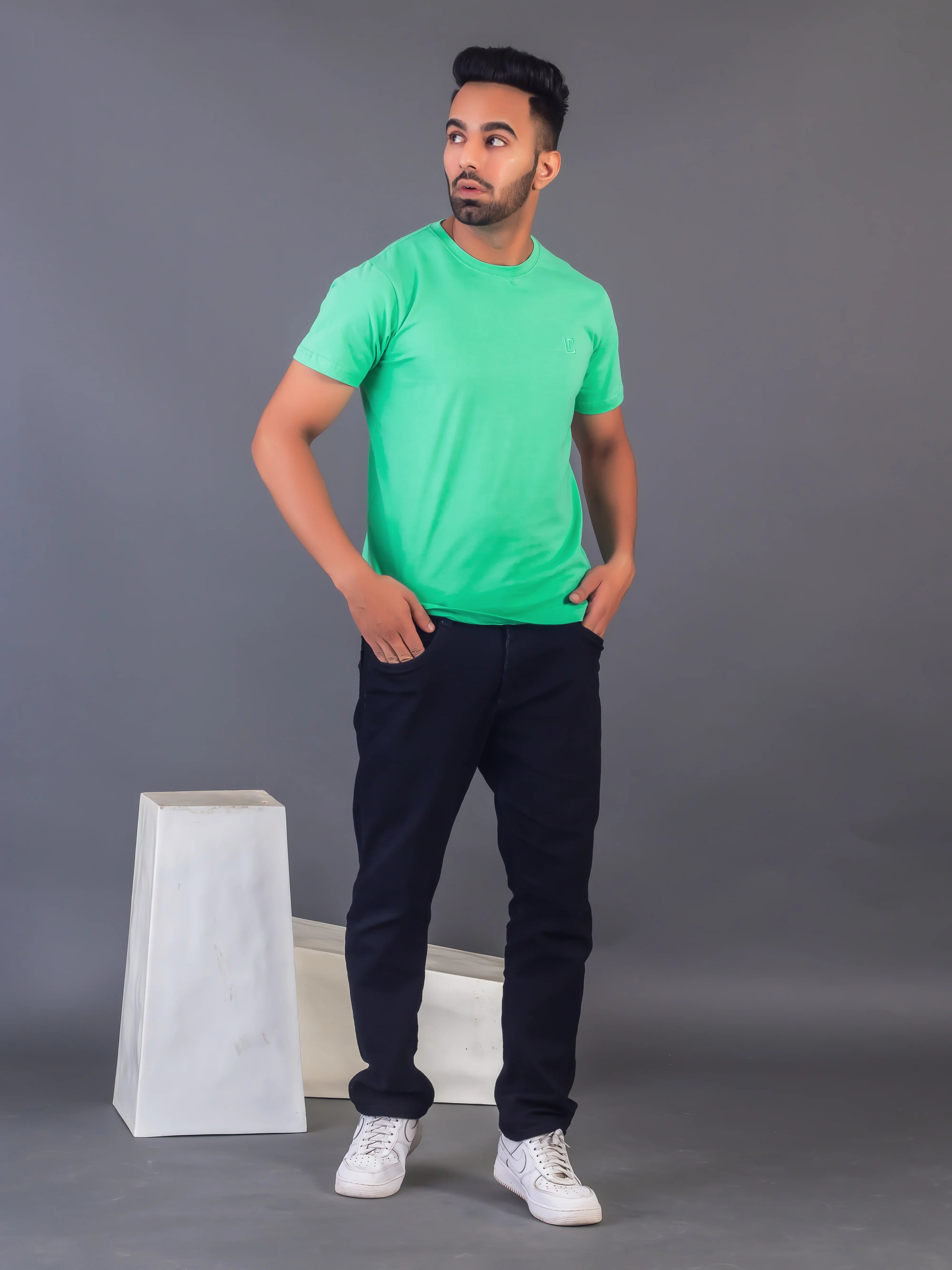 Men's Classic Solid Sea Green Round Neck T-shirt