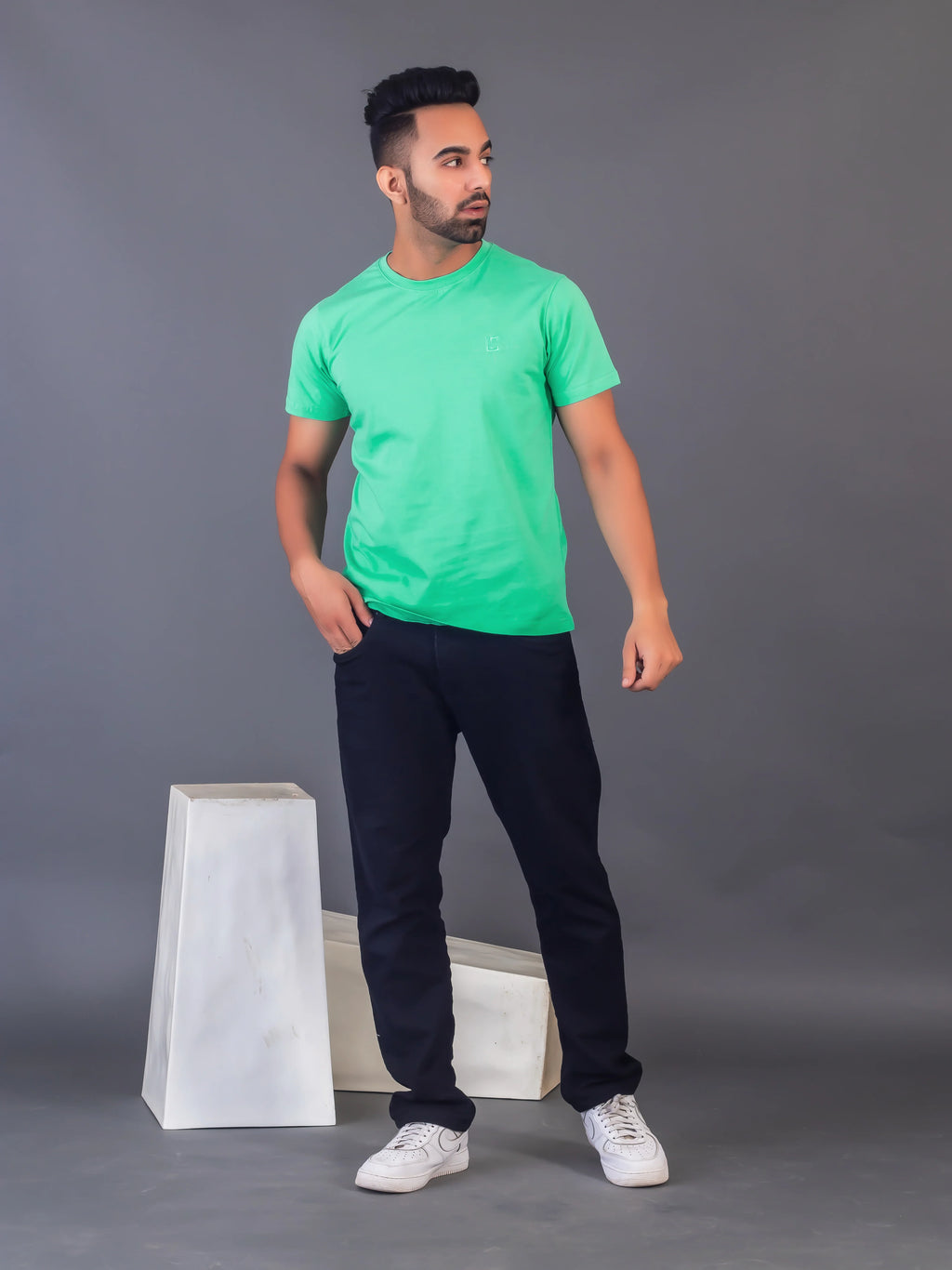Men's Classic Solid Sea Green Round Neck T-shirt
