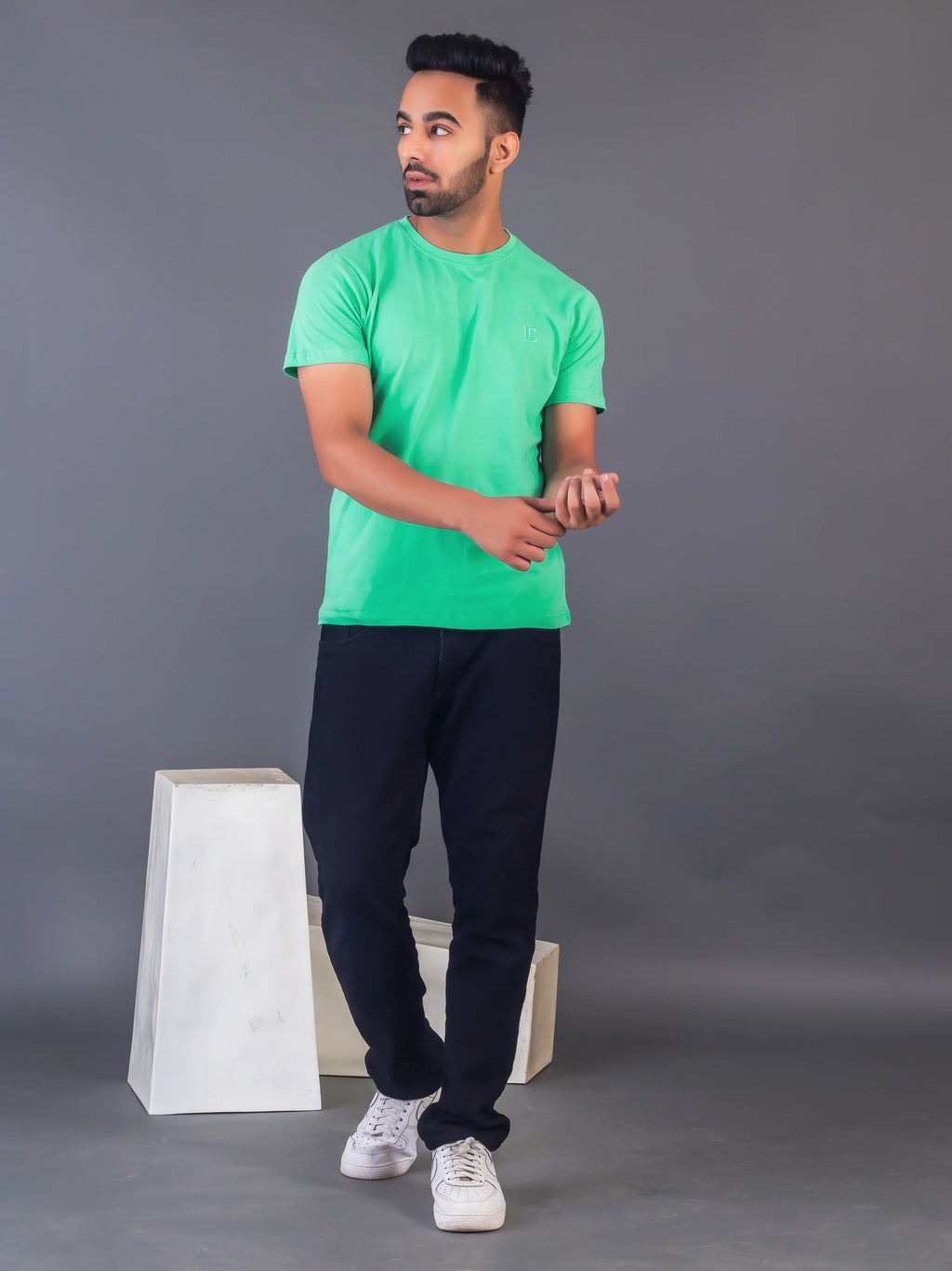 Men's Classic Solid Sea Green Round Neck T-shirt
