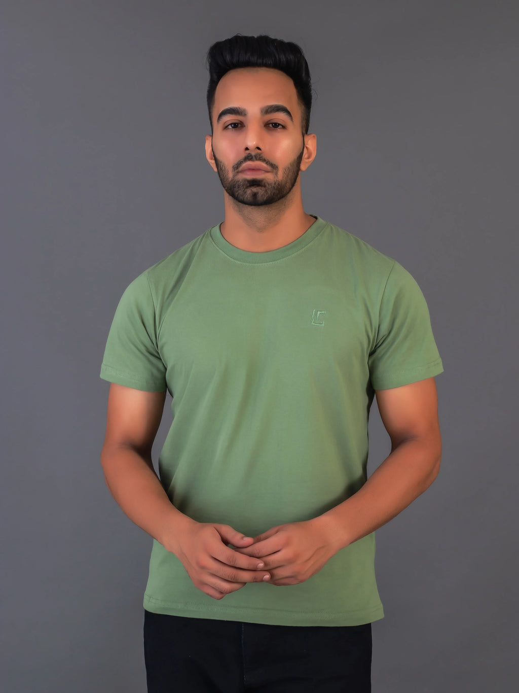 Men's Classic Solid Warm Green Round Neck T-shirt